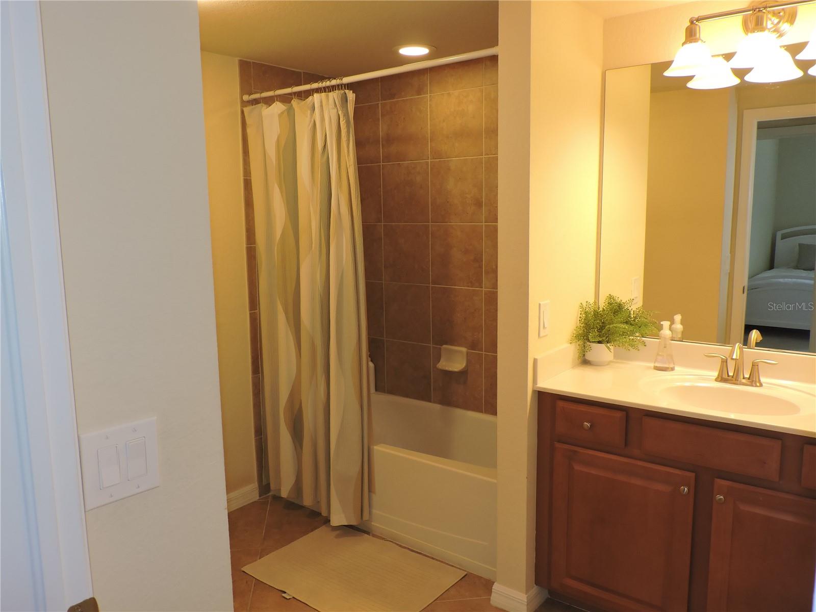 Listing Photo 14