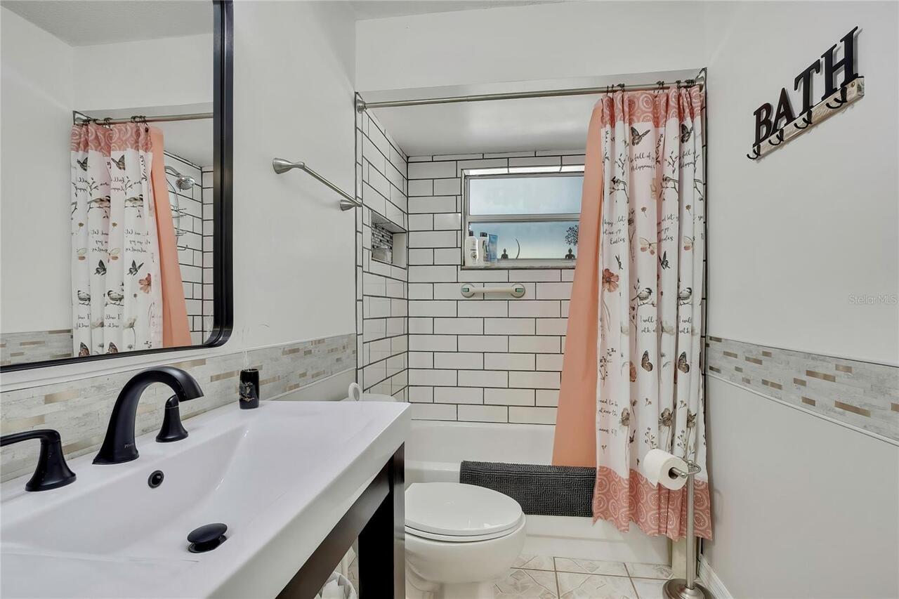 Listing Photo 25