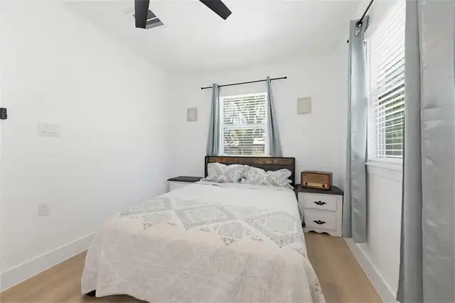 Listing Photo 15