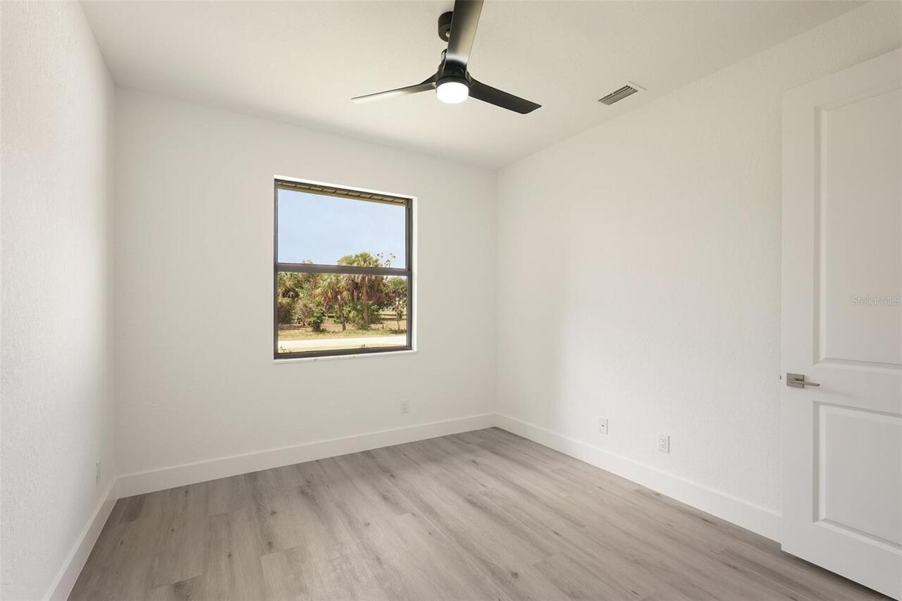 Listing Photo 20