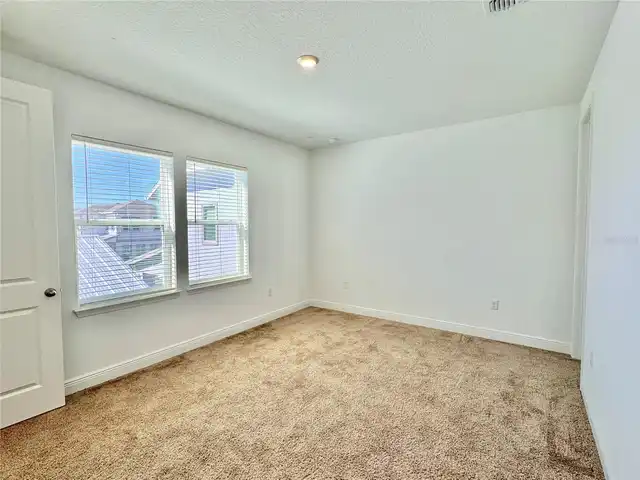 Listing Photo 33
