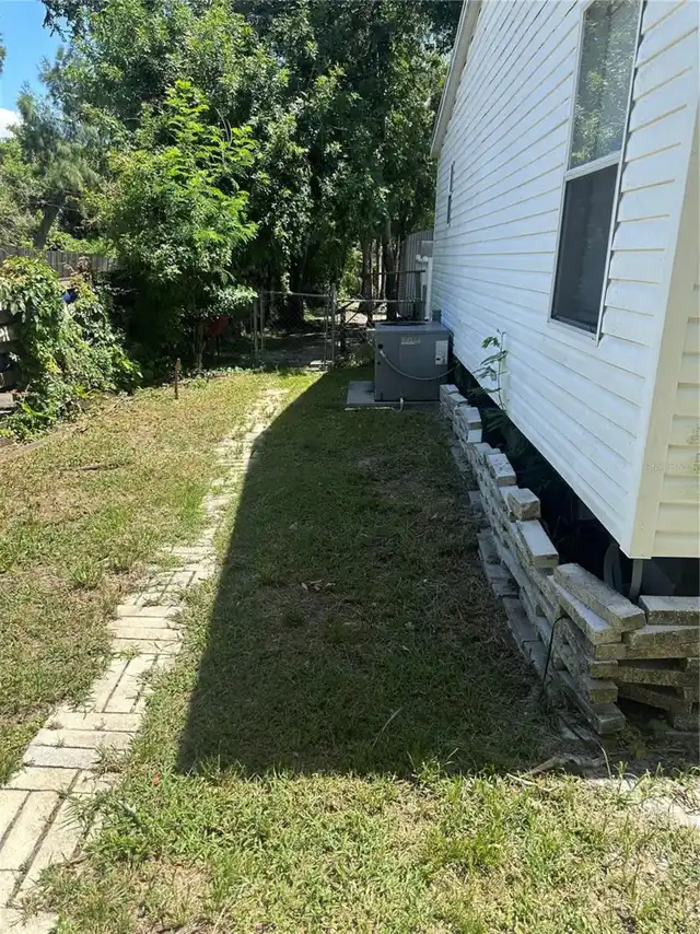 Listing Photo 7