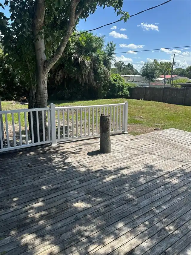 Listing Photo 9