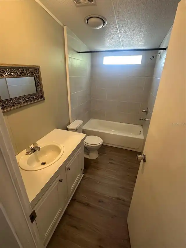 Listing Photo 20