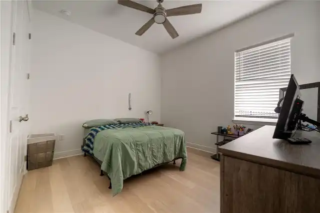 Listing Photo 29