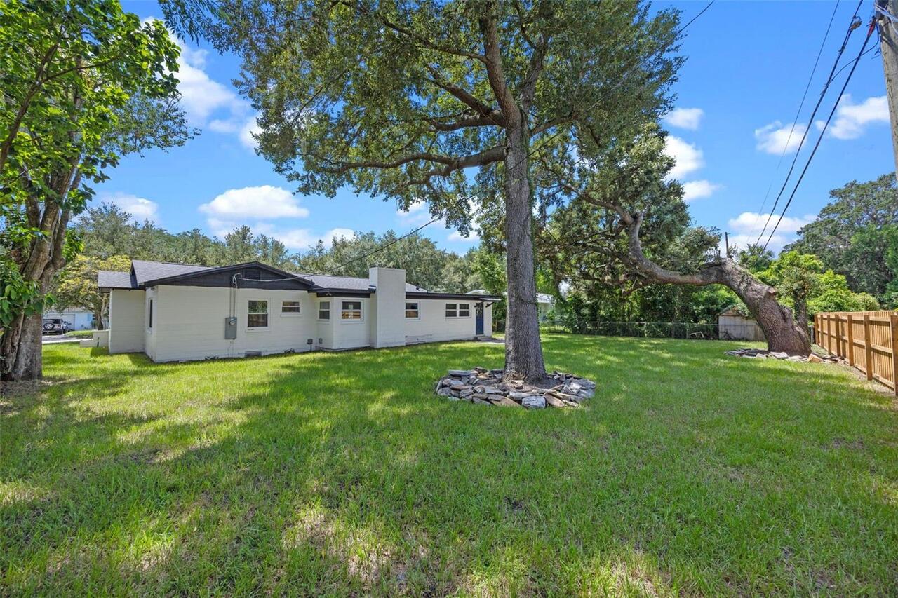 Listing Photo 16