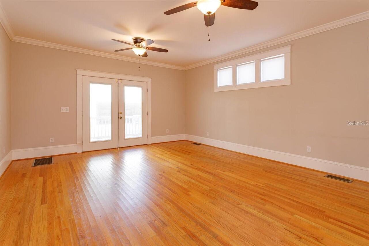 Listing Photo 22