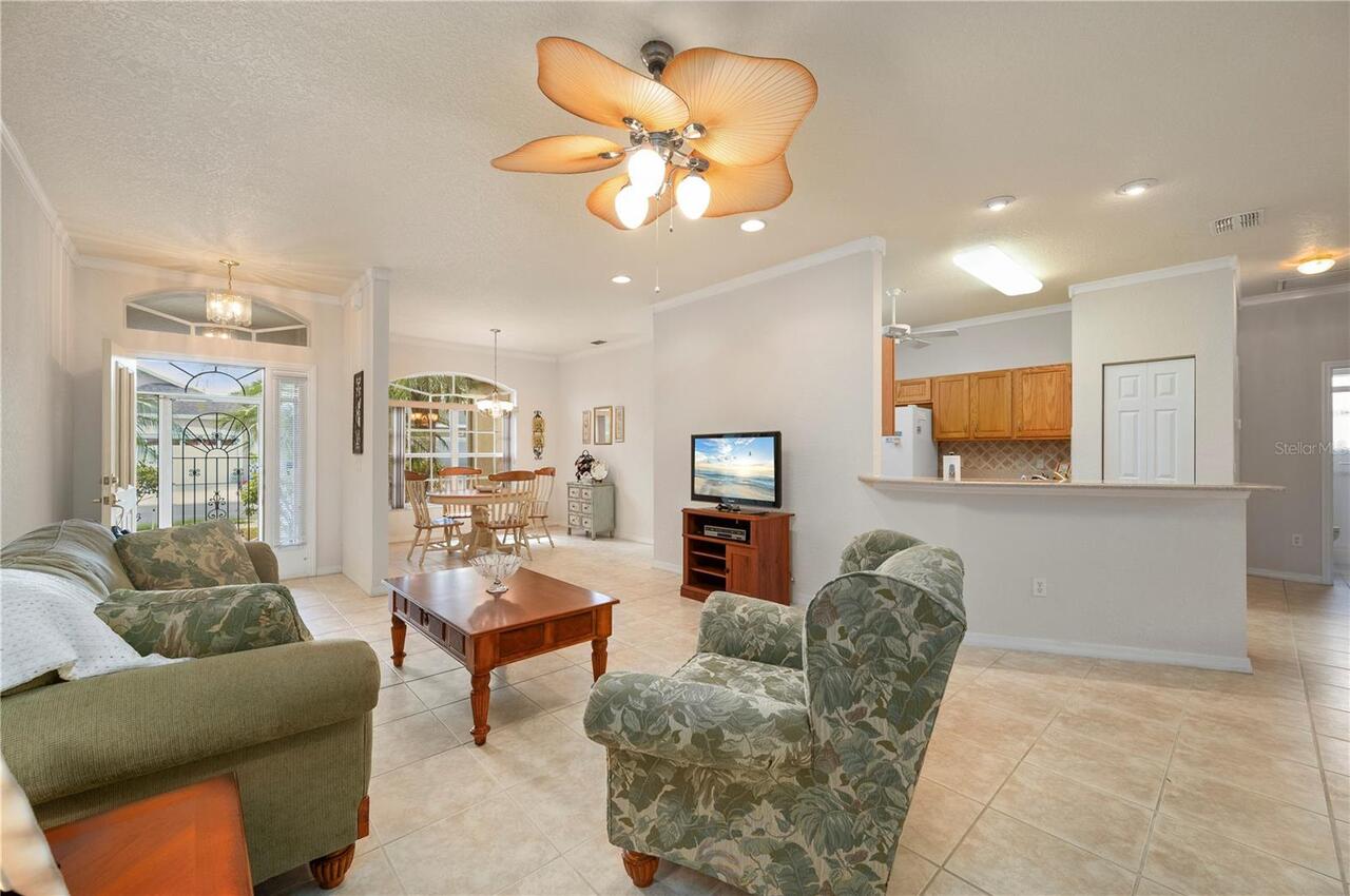 Listing Photo 12
