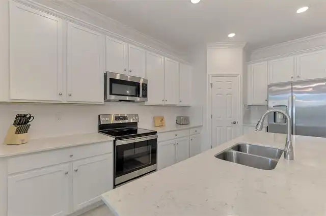Listing Photo 22