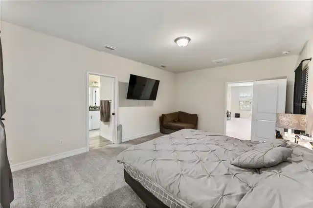 Listing Photo 14
