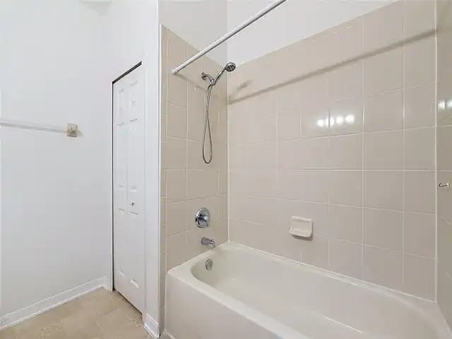 Listing Photo 37