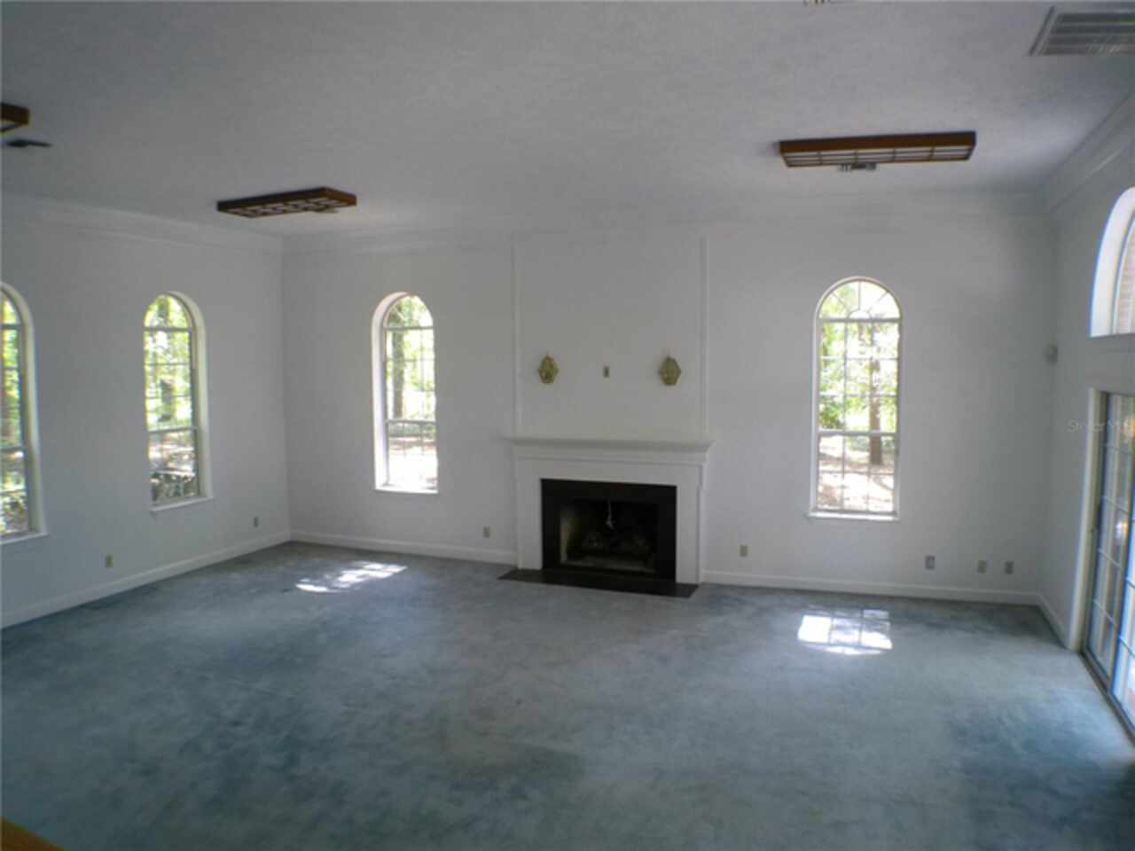 Listing Photo 16
