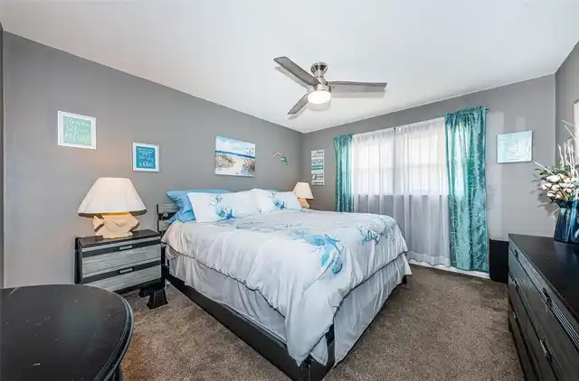 Listing Photo 8