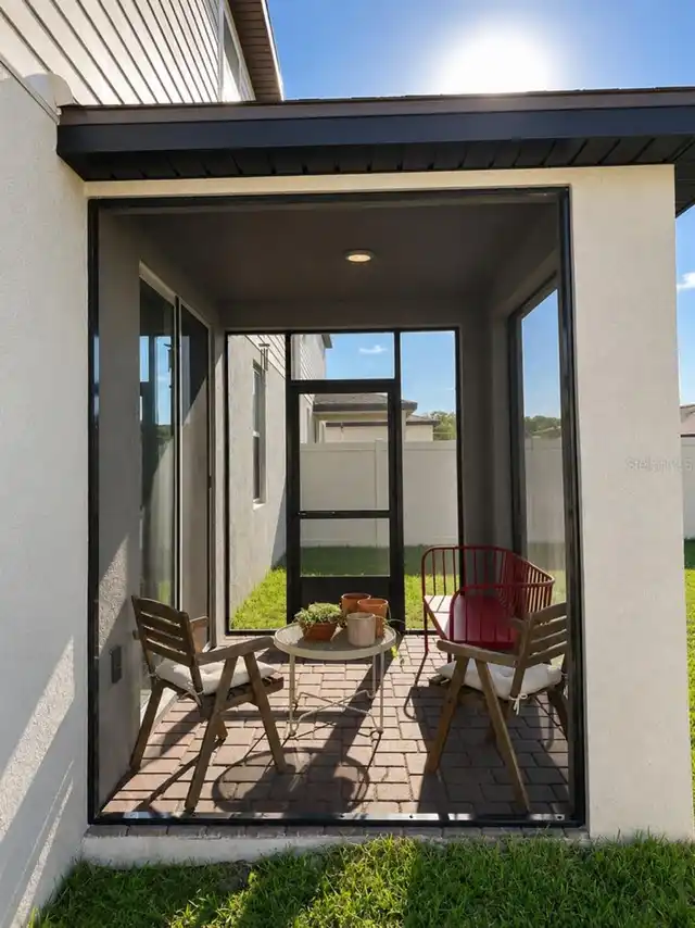 Listing Photo 15