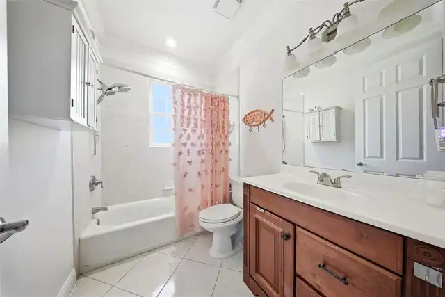 Listing Photo 25