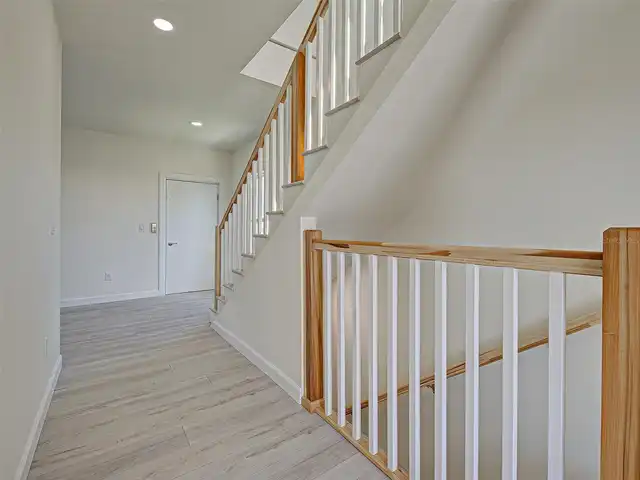 Listing Photo 29