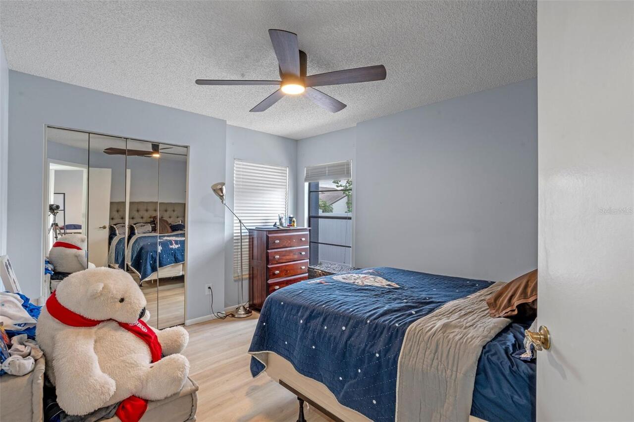 Listing Photo 16