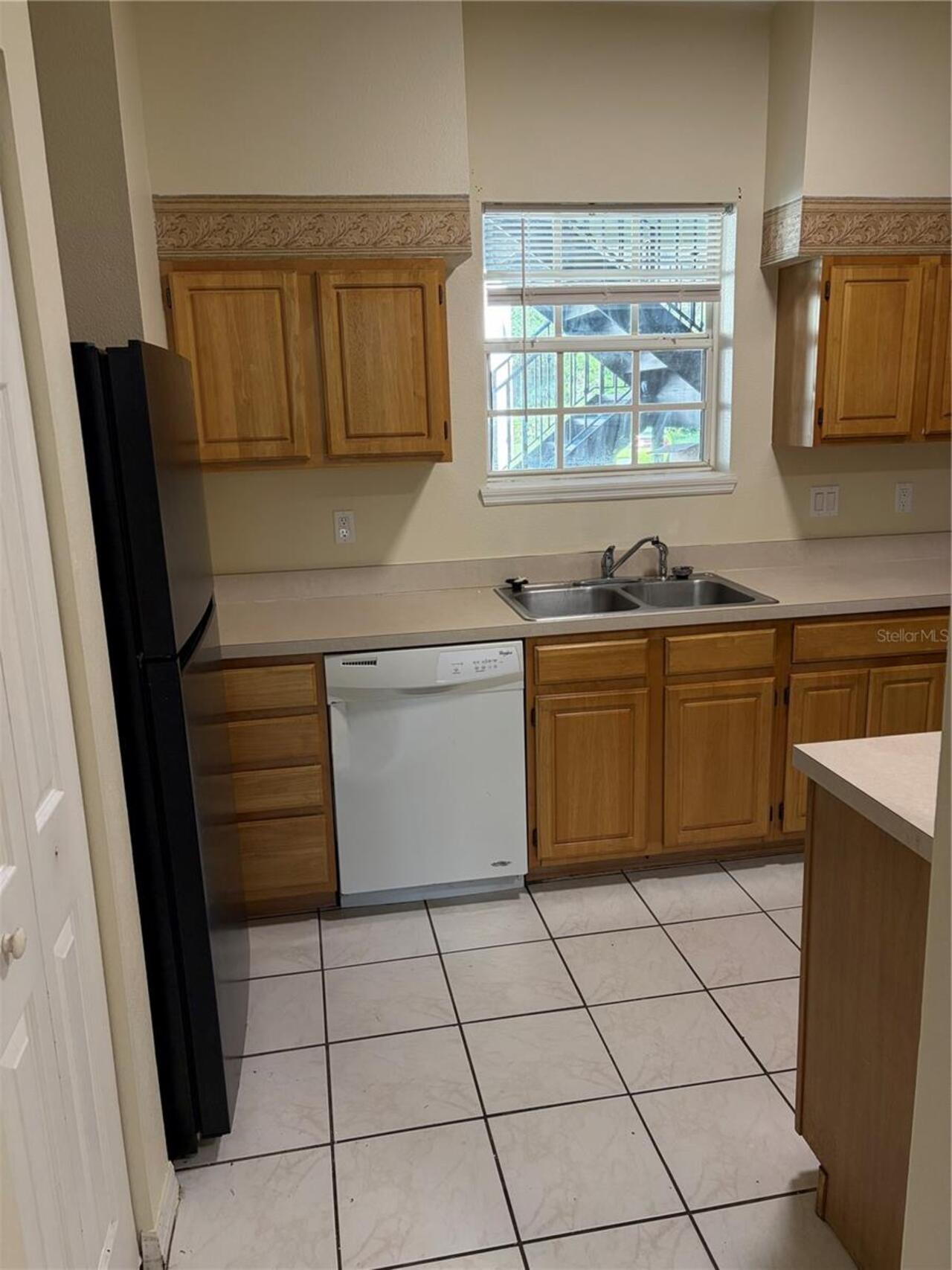 Listing Photo 12