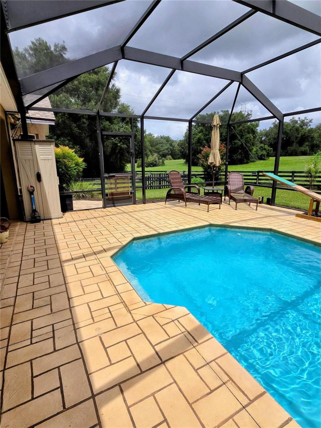 Listing Photo 8