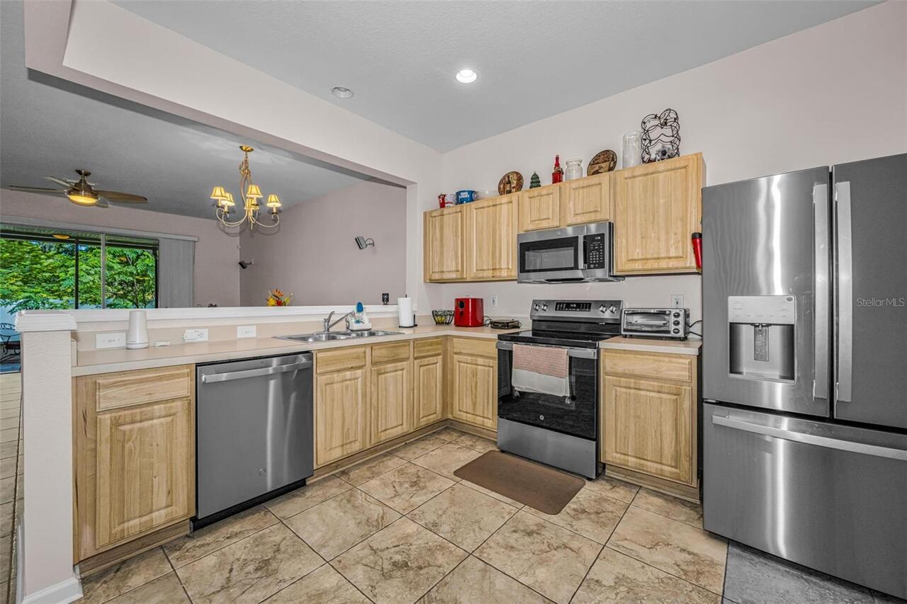 Listing Photo 9