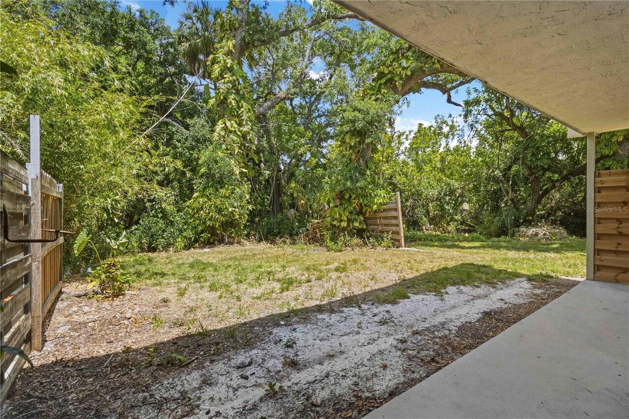 Listing Photo 33