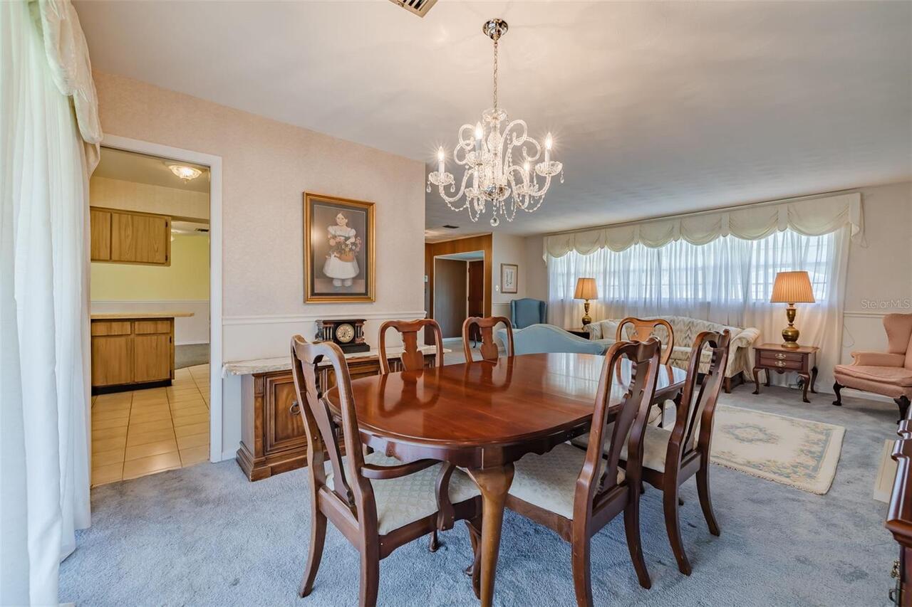Listing Photo 11