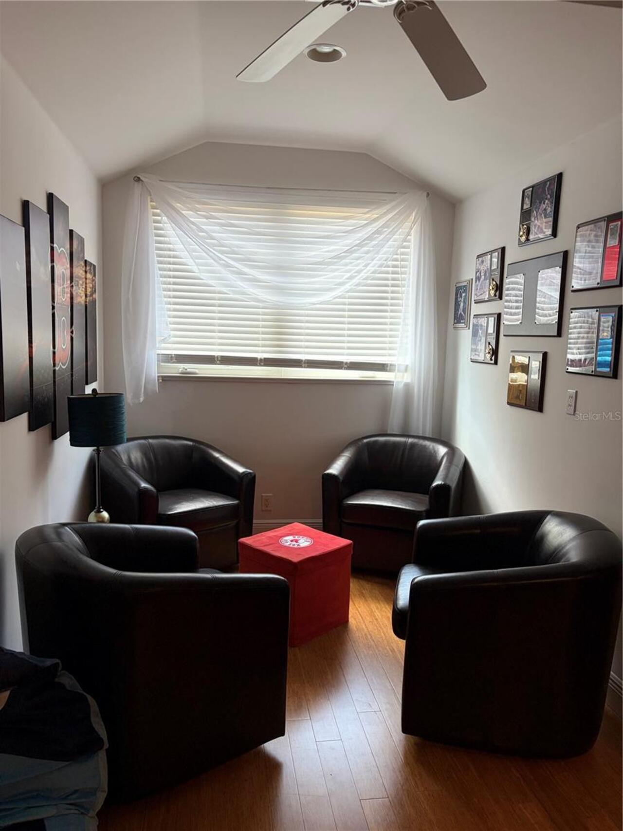 Listing Photo 15