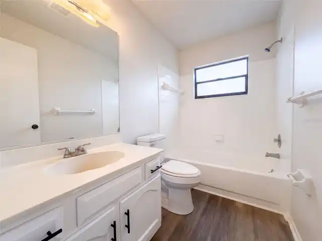 Listing Photo 22