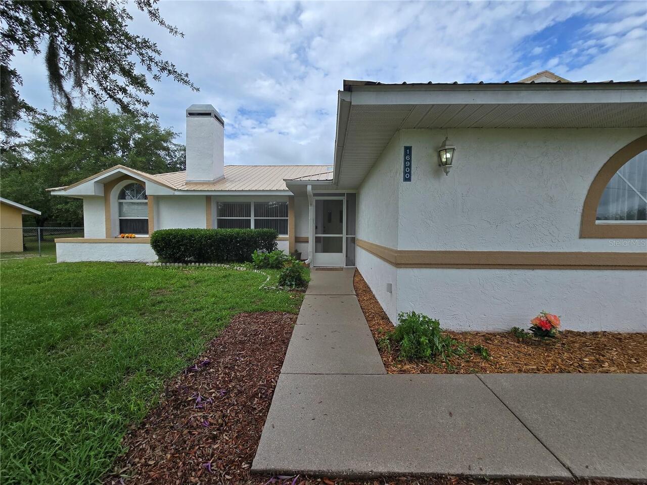 Listing Photo 9