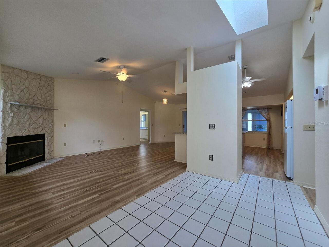 Listing Photo 12