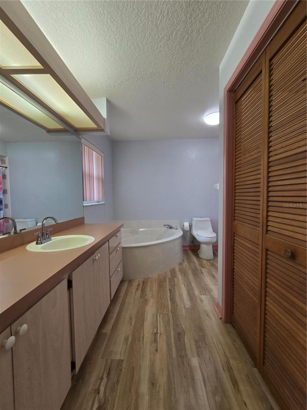 Listing Photo 29