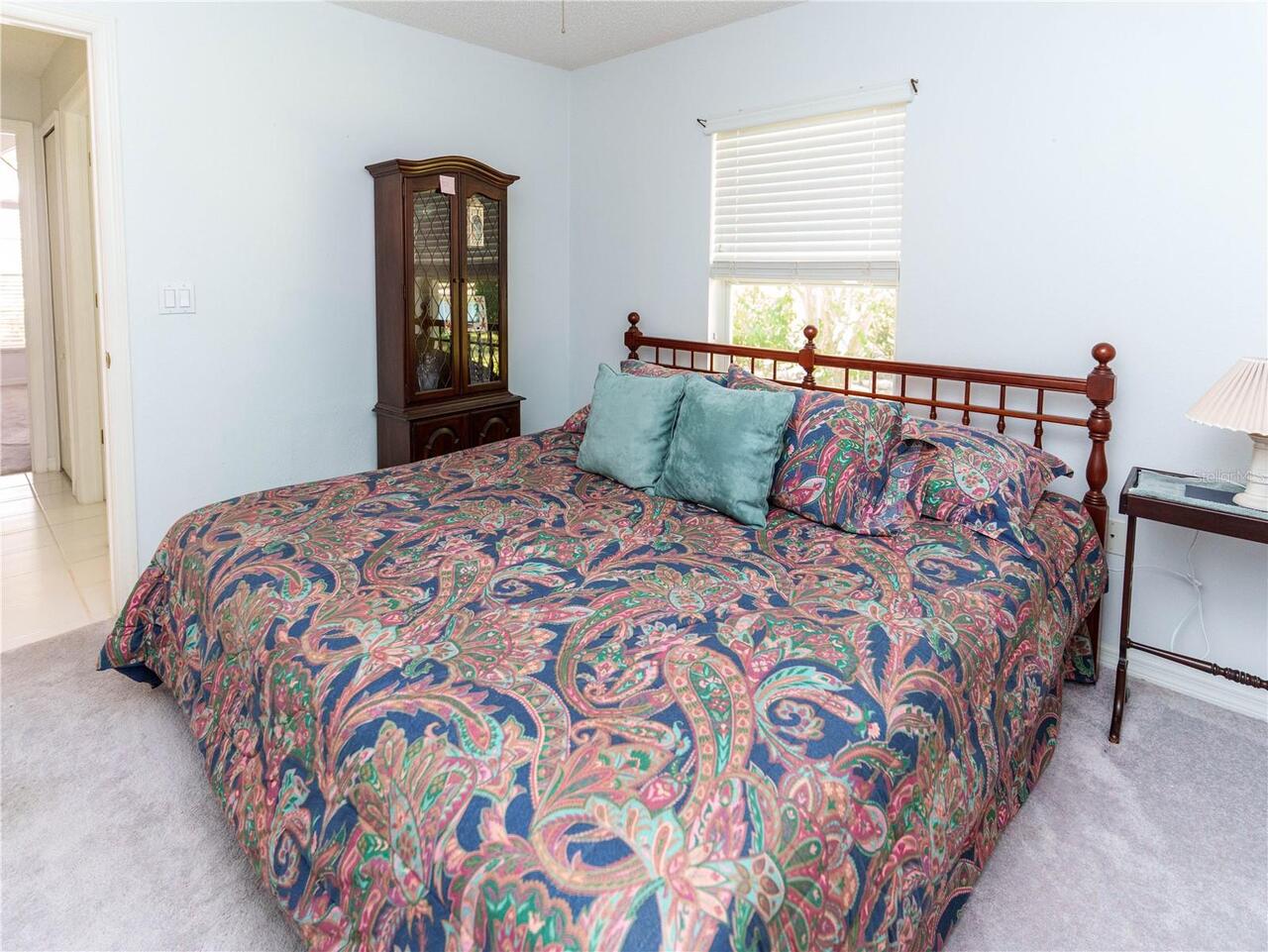 Listing Photo 12