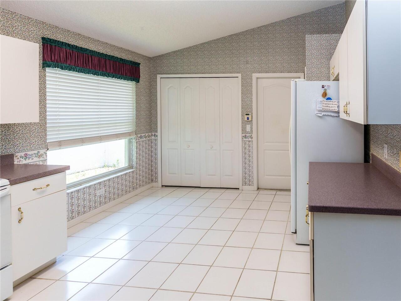 Listing Photo 14