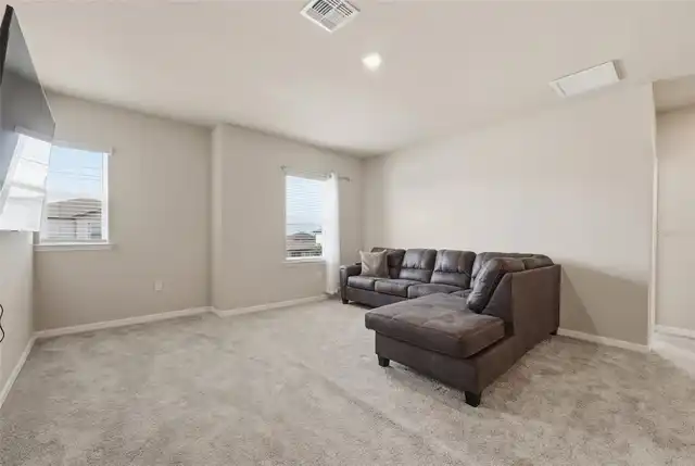 Listing Photo 35