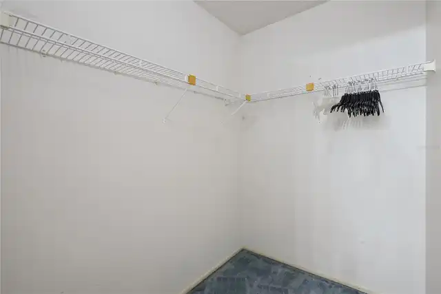 Listing Photo 16
