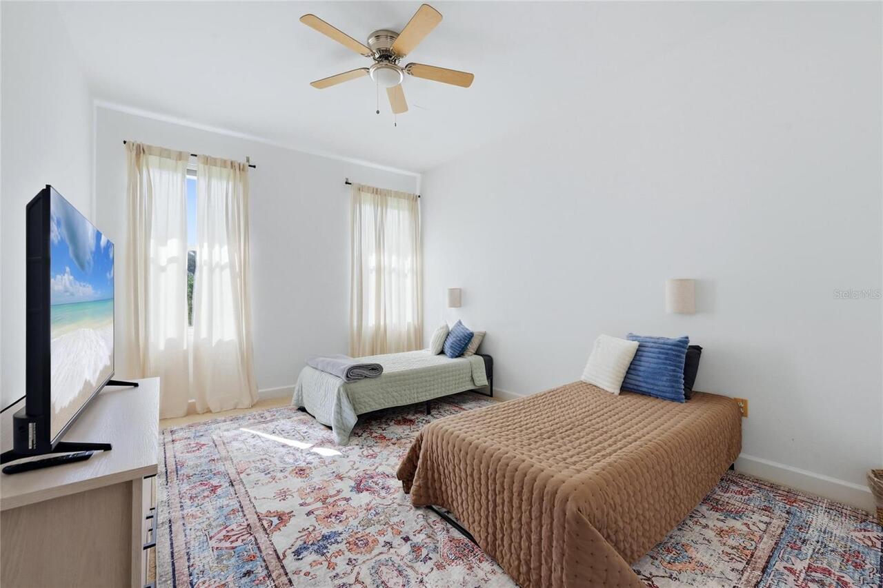 Listing Photo 23