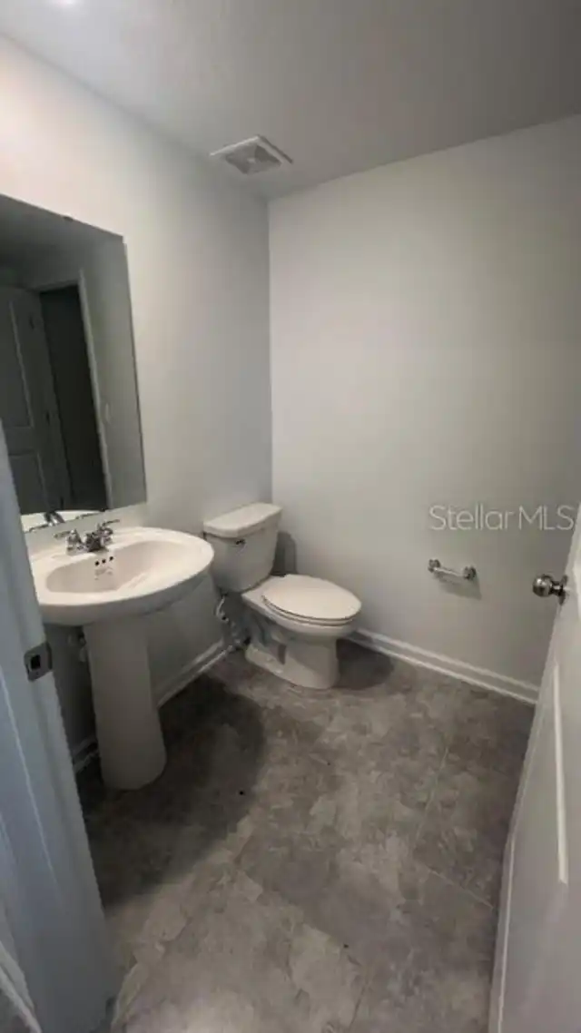 Listing Photo 10