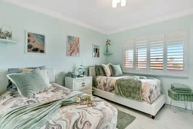Listing Photo 25