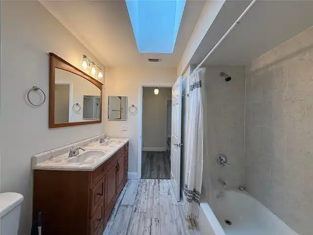 Listing Photo 25
