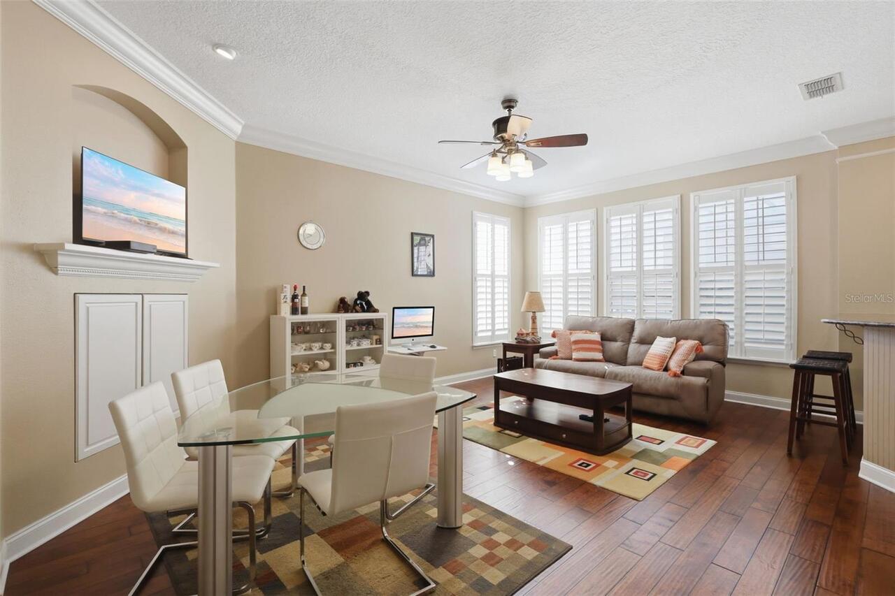 Listing Photo 11