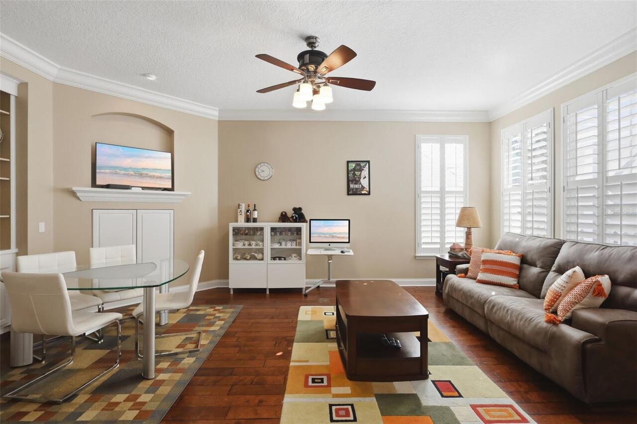 Listing Photo 12
