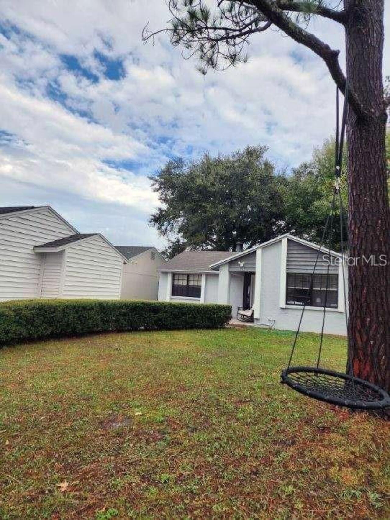 Listing Photo 12