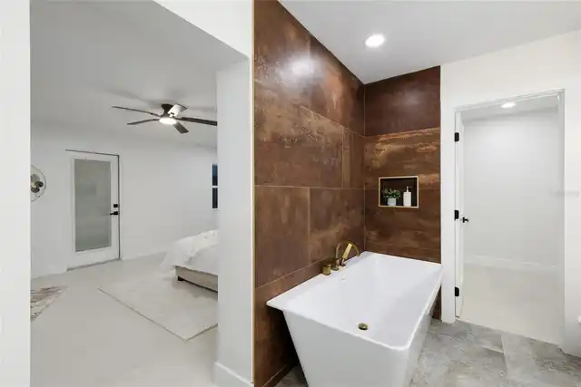 Listing Photo 22
