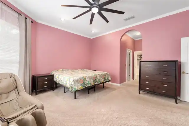 Listing Photo 34