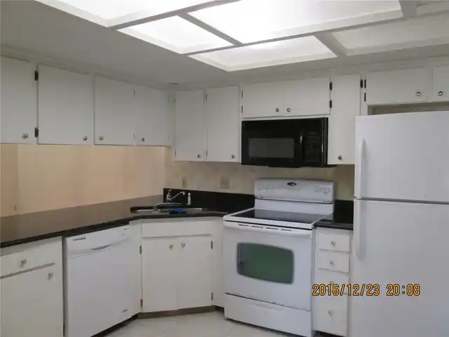 Listing Photo 6