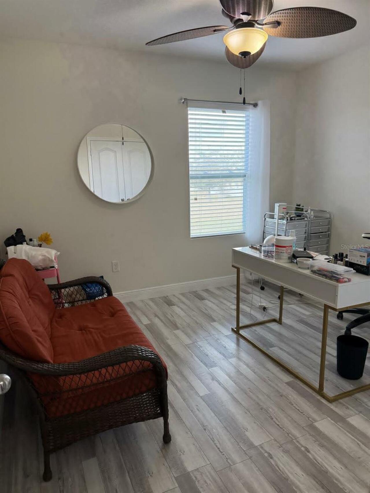 Listing Photo 11