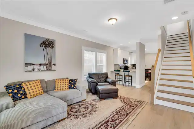 Listing Photo 15