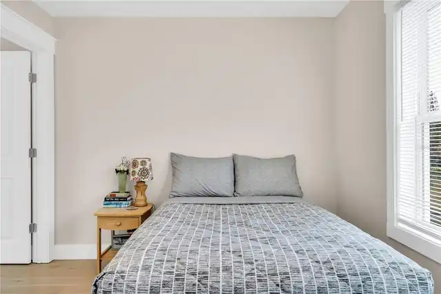 Listing Photo 20