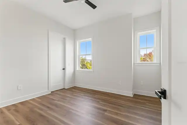 Listing Photo 42