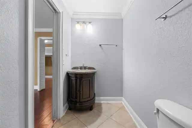 Listing Photo 29